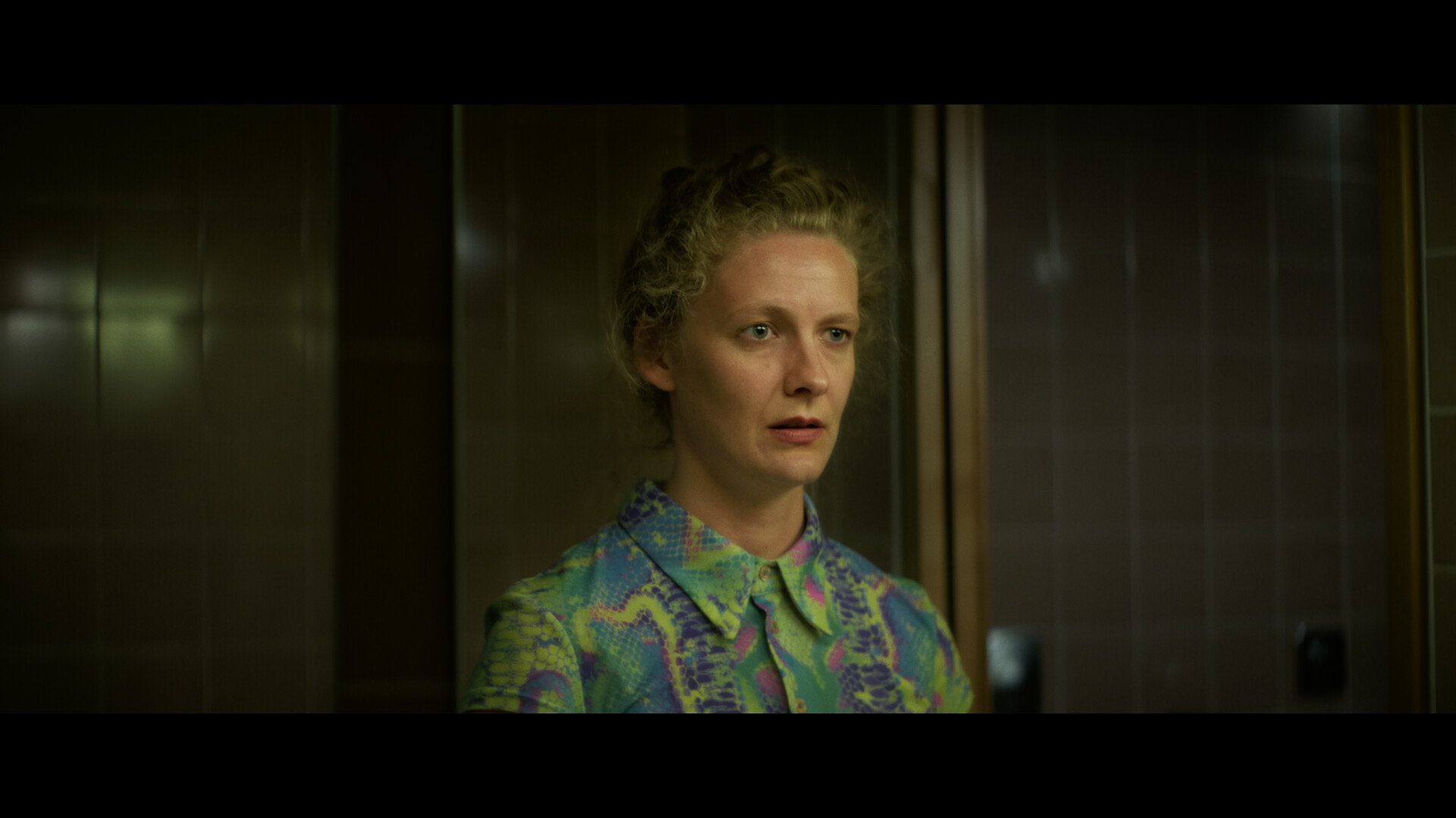 Square Peg in a Black Hole